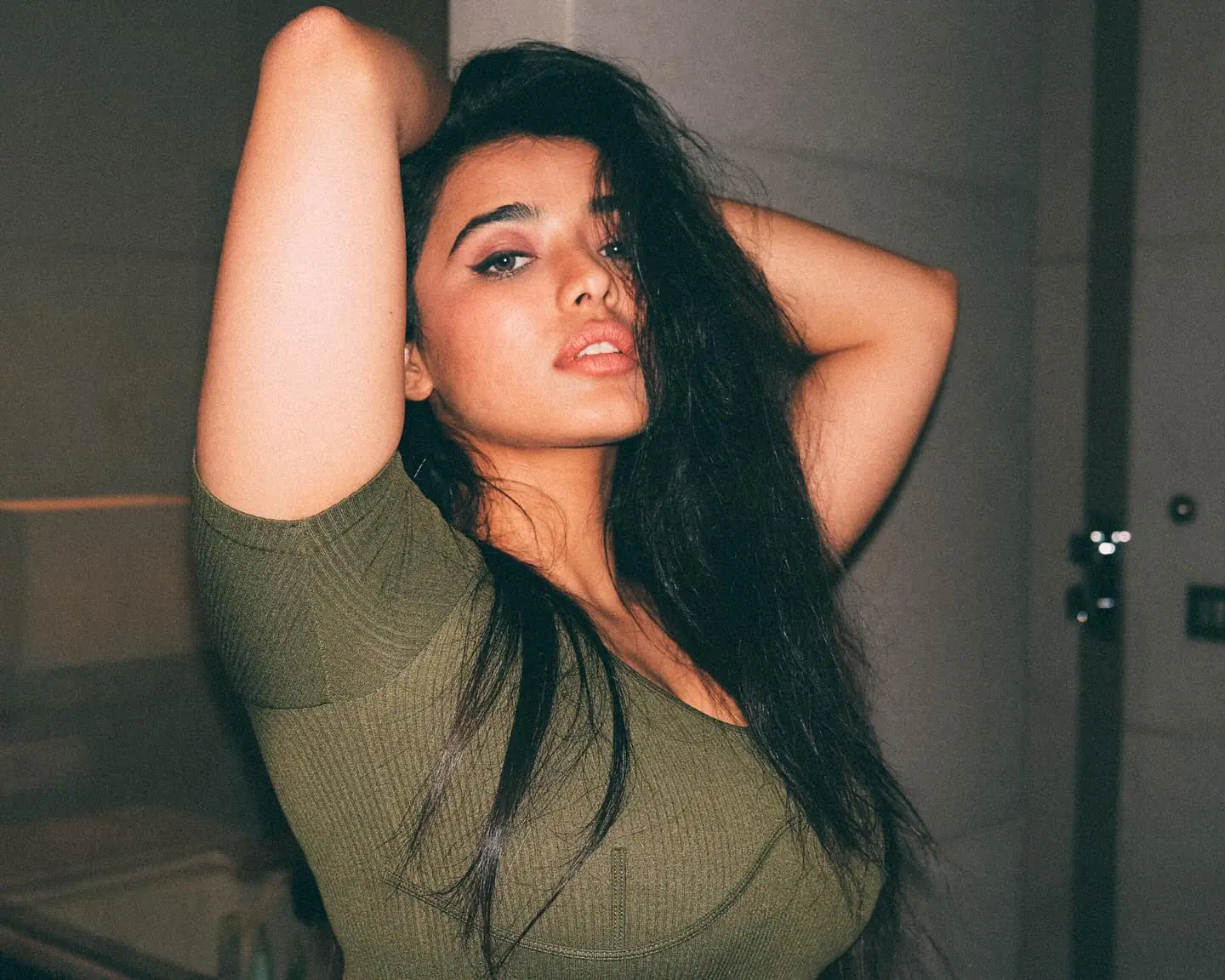 Ketika Sharma - ketika-sharma-sexy-12.webp